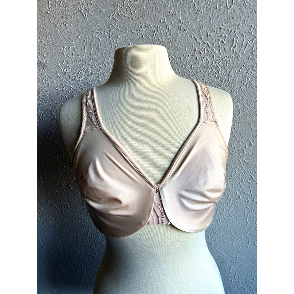 Olga 35902 Women's 36D Satin Beige Bra Lace Detail Smooth Cups